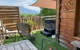 La Cabane à l'Orée des Bornes