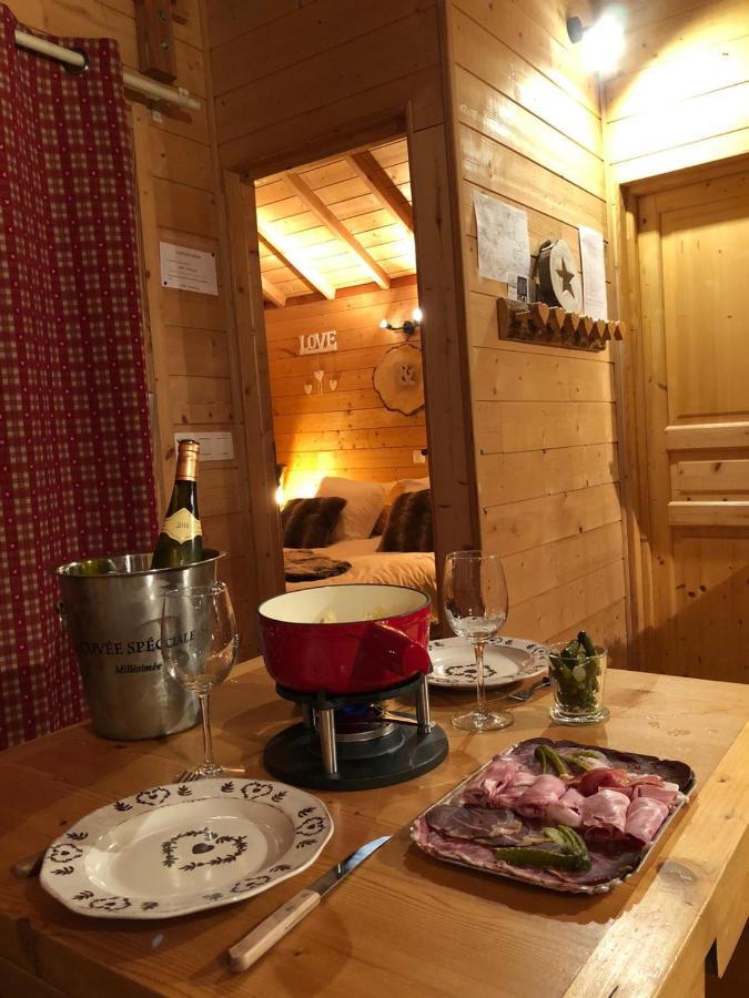 La Cabane à l'Orée des Bornes Évires Extérieur photo